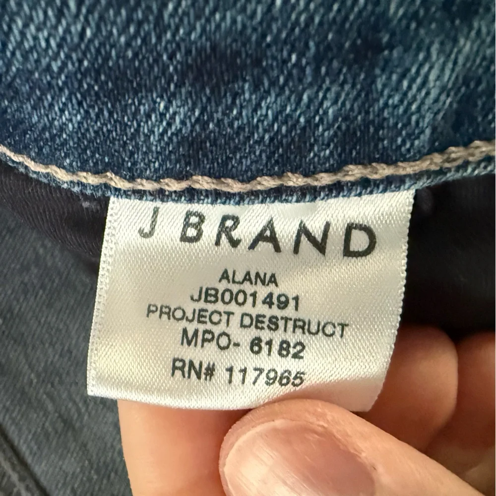 J Brand Jeans - Picture 5 of 6